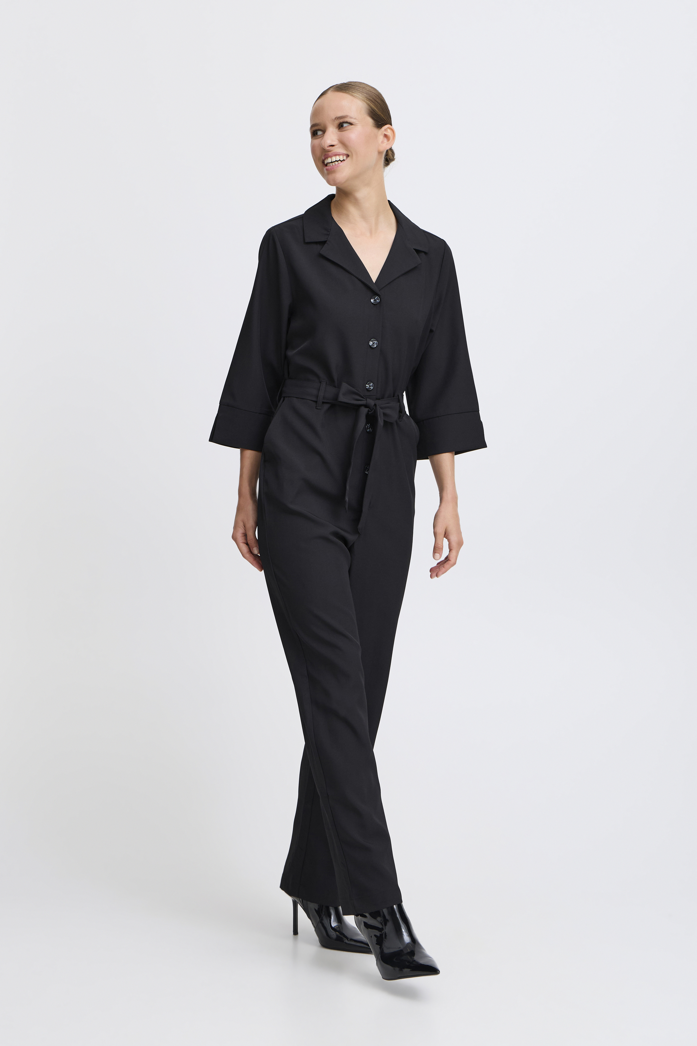 b.young BYMMIDDE Jumpsuit - Svart - str 44 för Dam