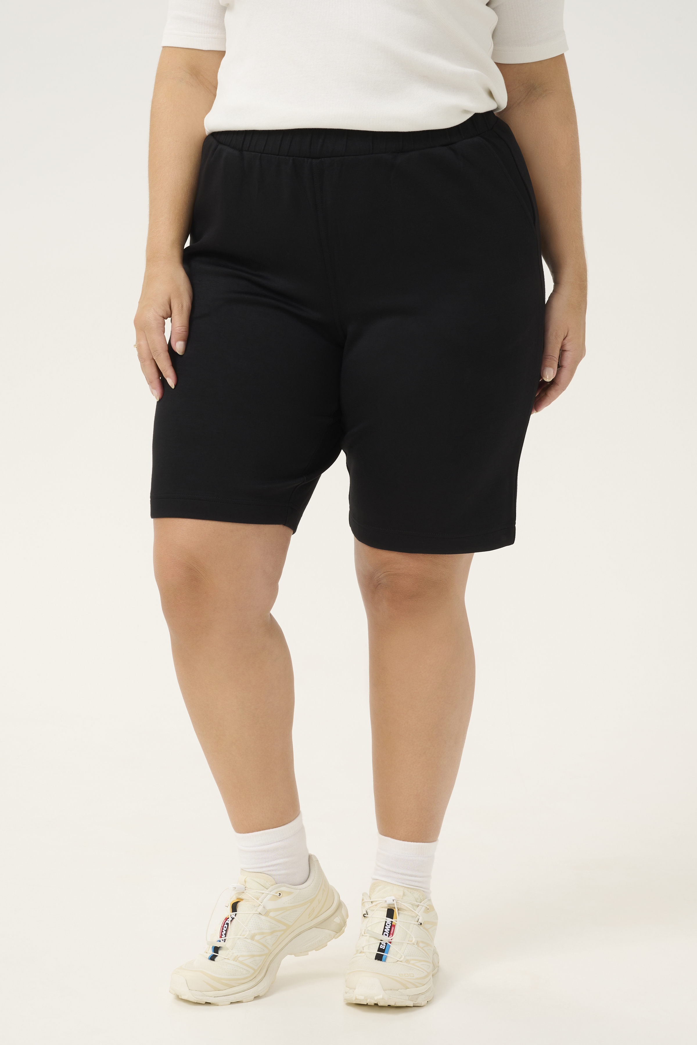 Kaffe Curve KCannita Shorts - Svart - str M för Dam
