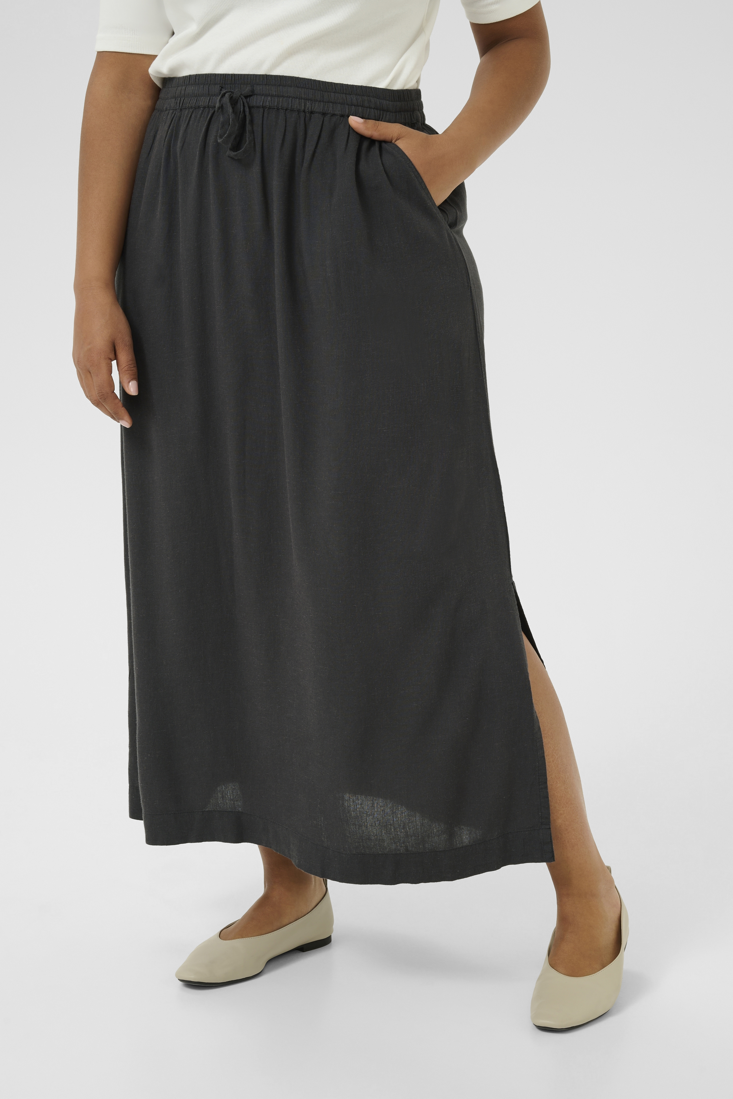 Kaffe Curve KCmille Rok in grootte 46 in Grijs - door 70% Viscose (LivaEcoT), 30% Linnen voor Vrouwen