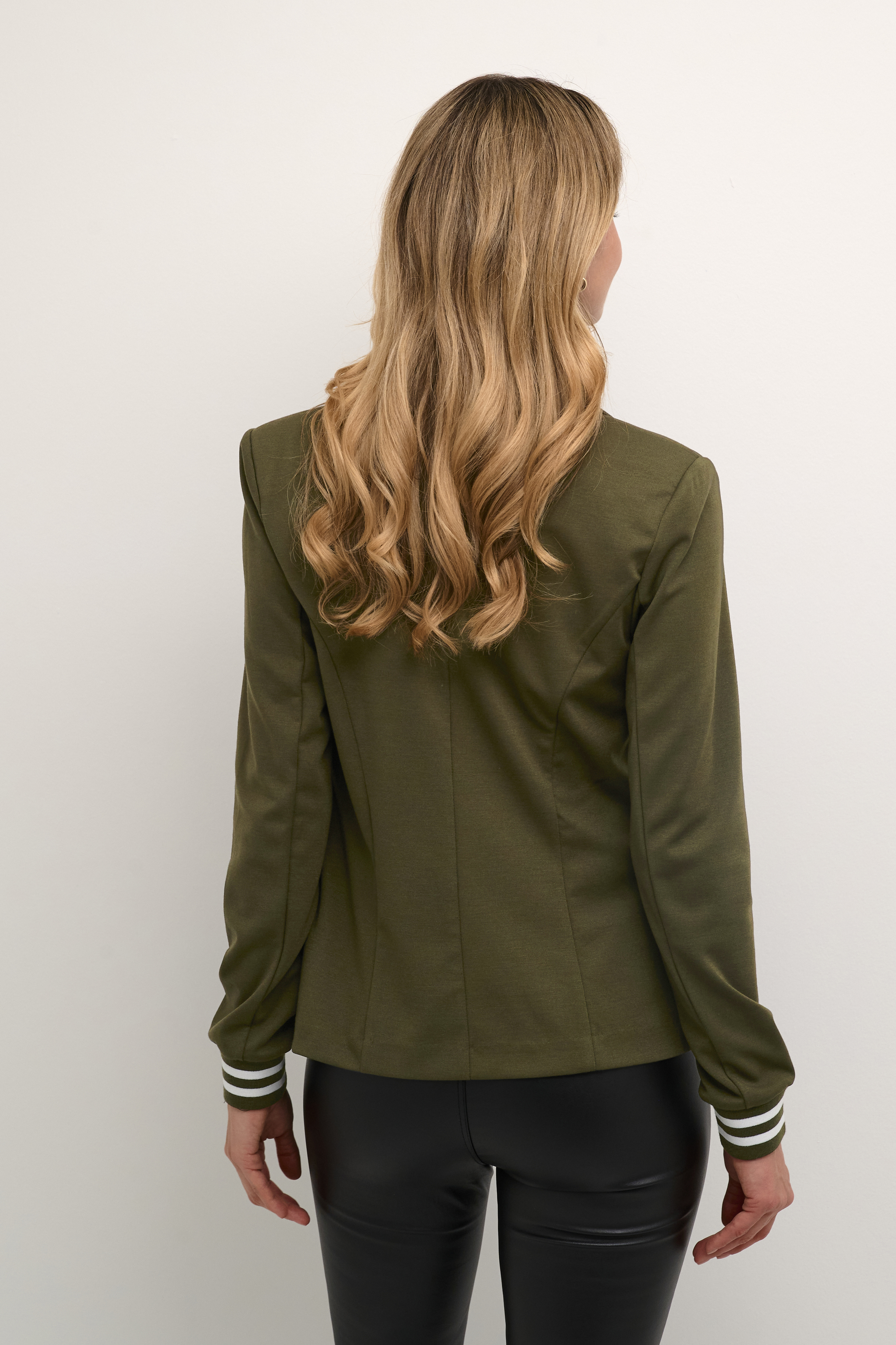 Kaffe Kinnie Blazer - Grön - str S för Dam