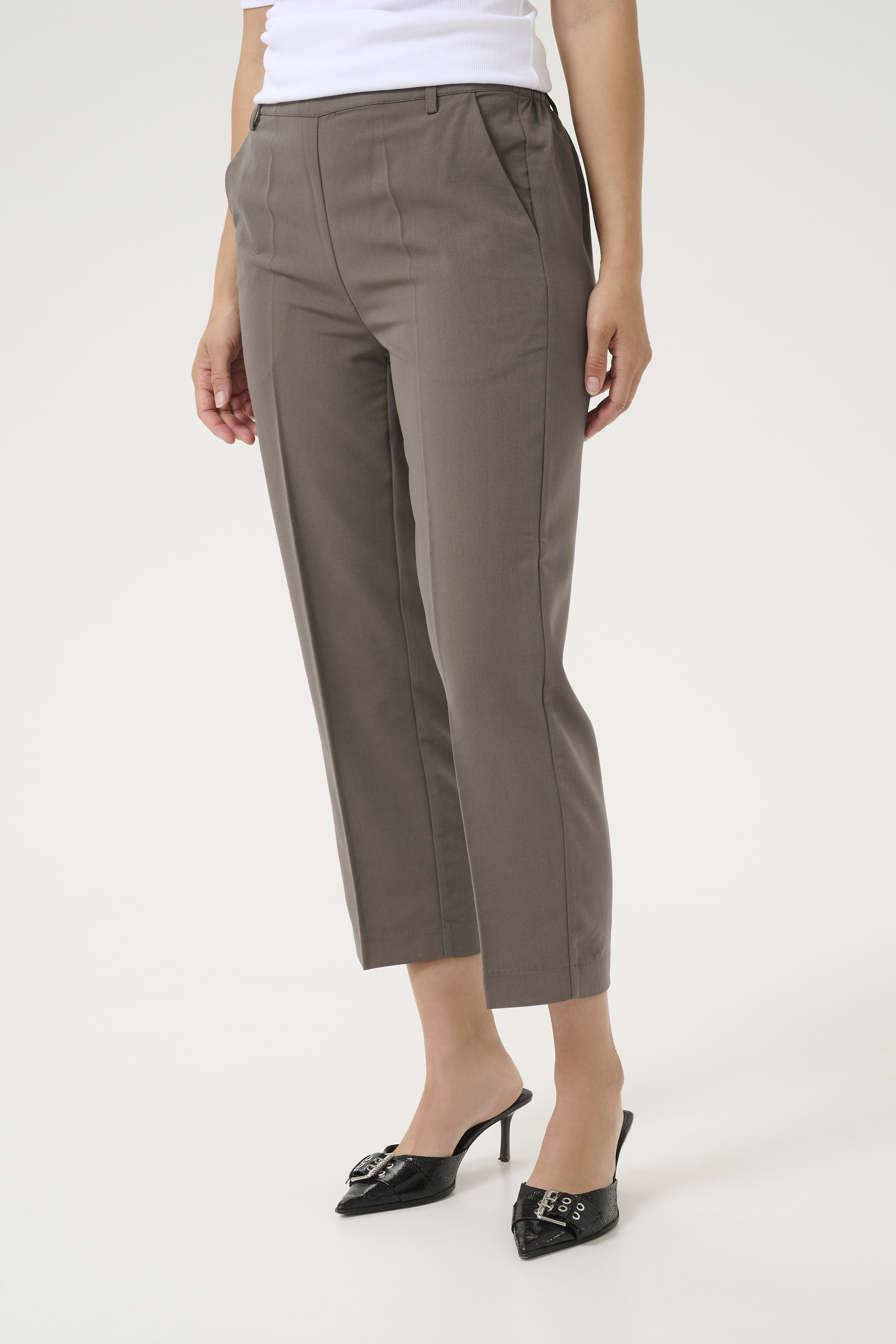 Kaffe KAsakura Broek in grootte 34 in Brown - door 77% Polyester (Gerecycled), 18% Viscose, 5% Elastaan voor Vrouwen