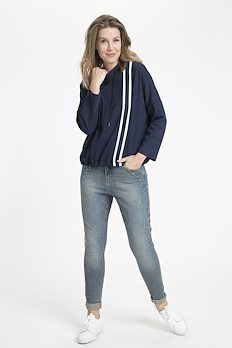 Marineblau