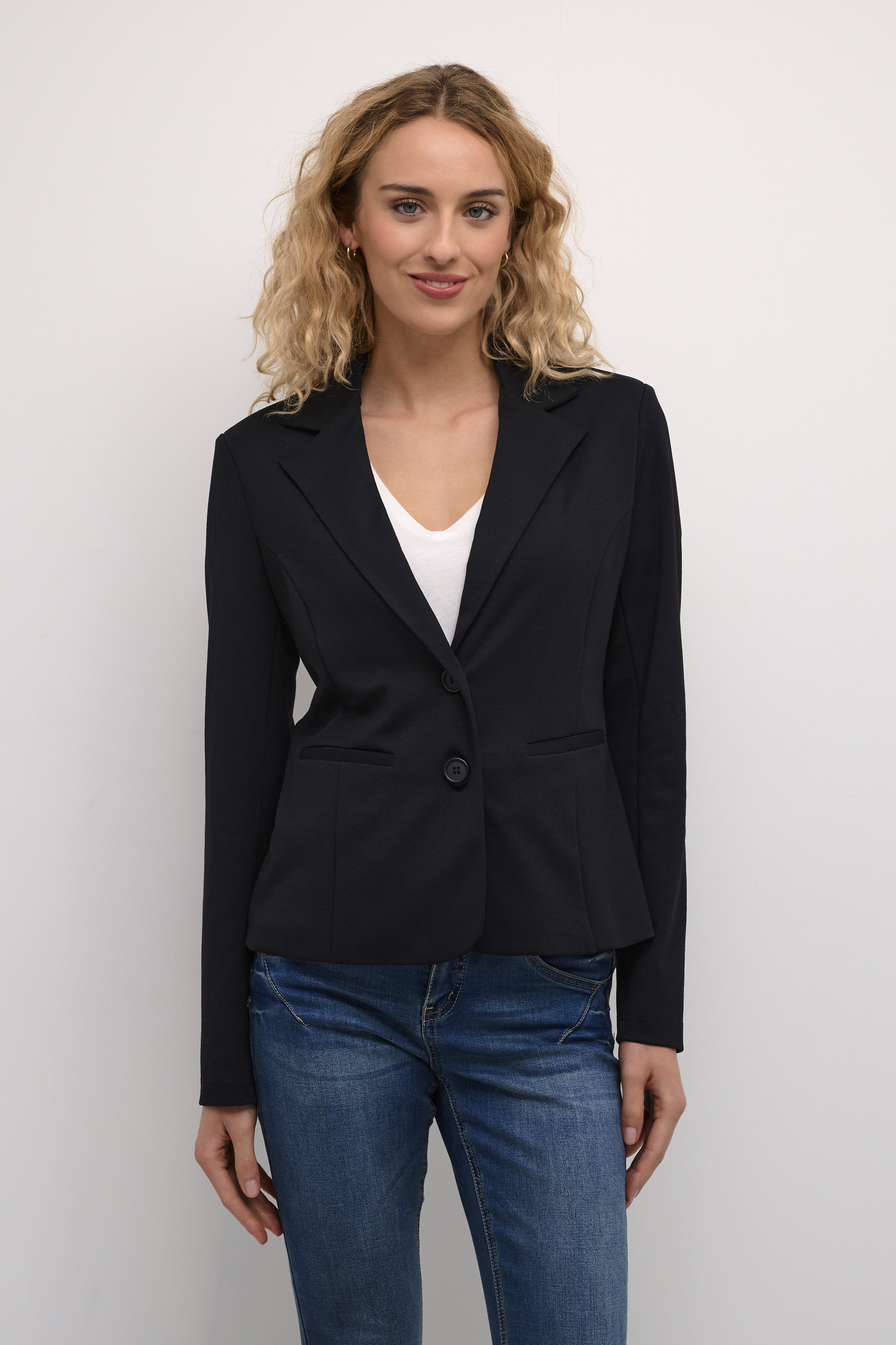 Cream Anett Blazer i størrelse L i Sort til Damer