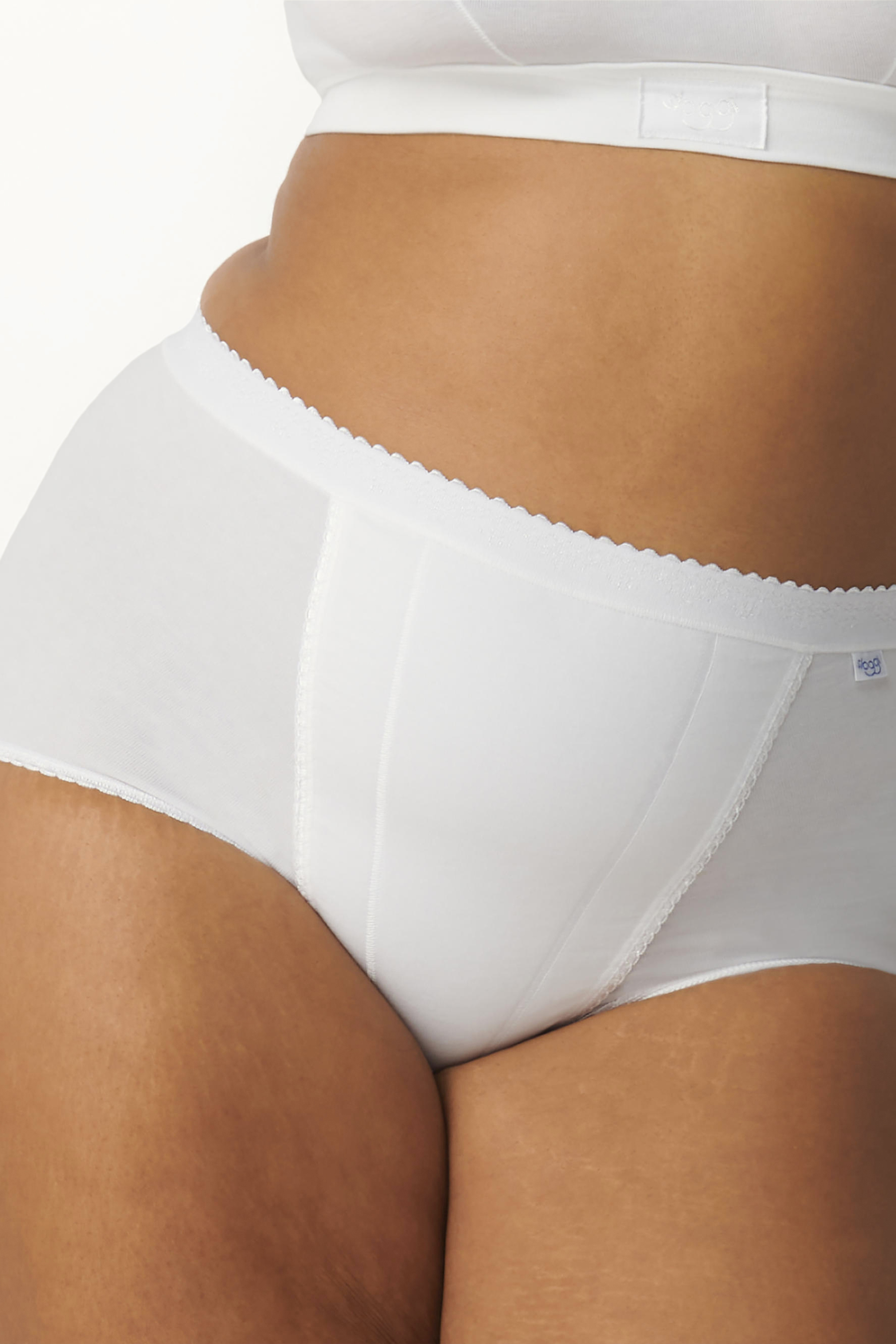 Sloggi sloggiControl-Maxi Trusser - Hvid - Str 40 - Damer