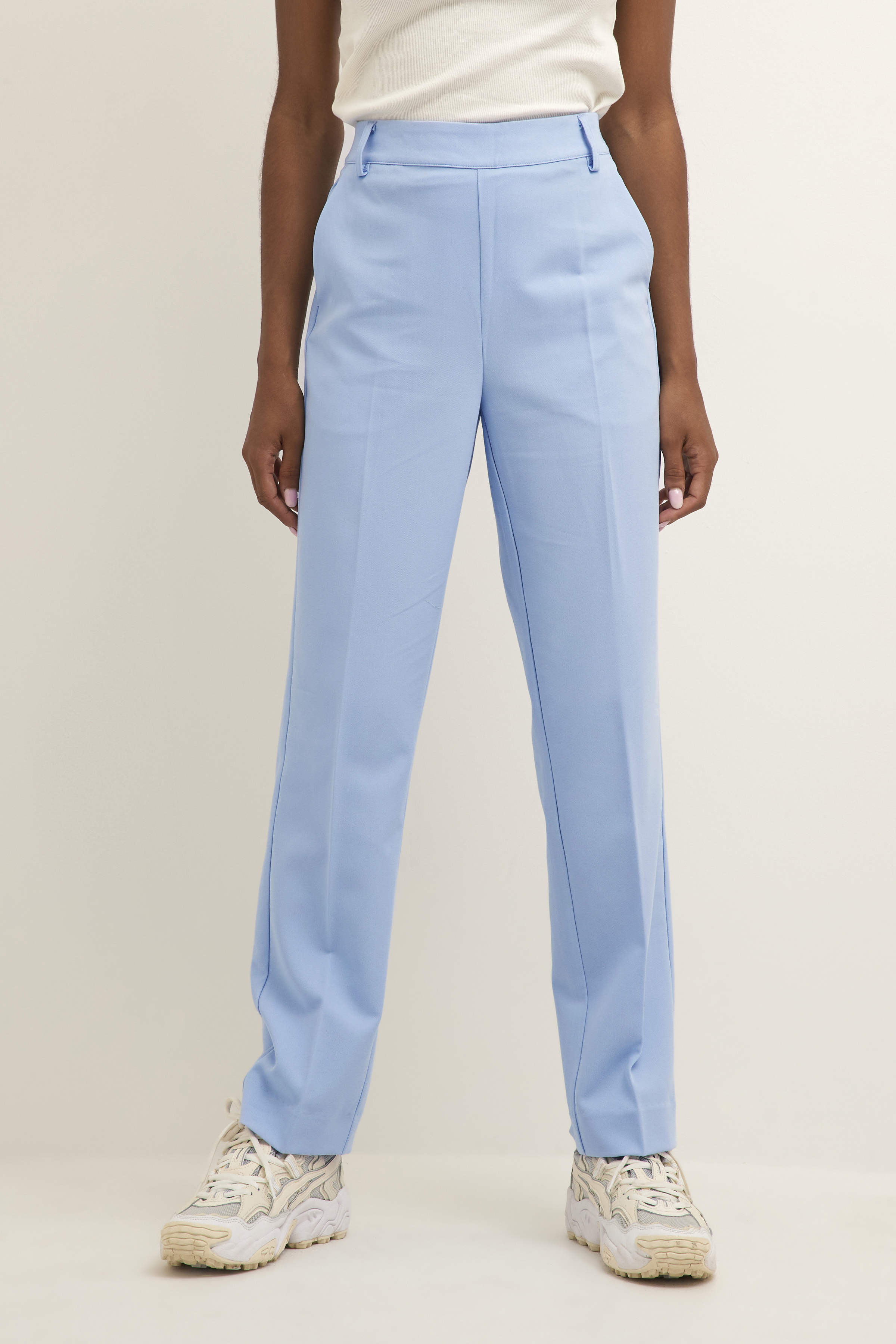 Kaffe KAsakura Broek in grootte 34 in Blauw - door 77% Polyester (Gerecycled), 18% Viscose, 5% Elastaan voor Vrouwen